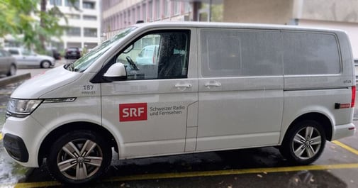 SRF-bei-der-Kinderbegelitung